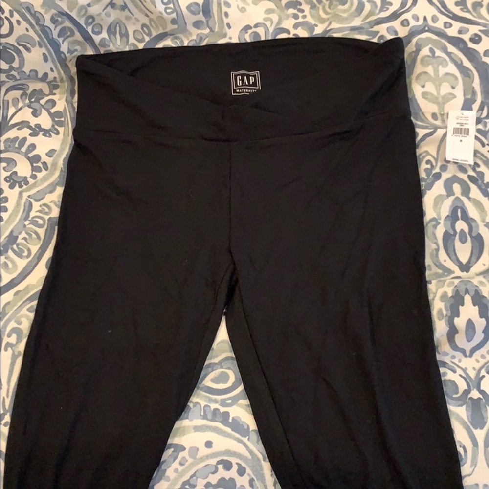 NWT gap maternity leggings